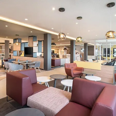 Hotel - - Hauptbahnhof By Ihg